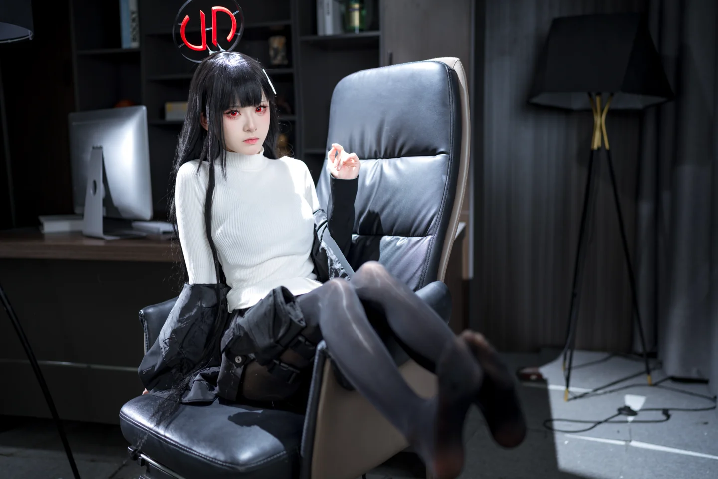 九柒喵 - No.026 蔚蓝档案 调月莉音 [64P-1.4GB] tg@simisebaisi 【丝足阁】056.webp